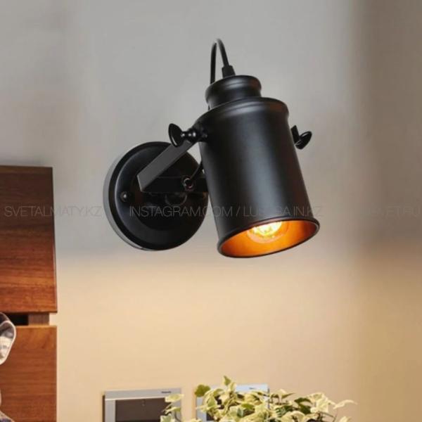 Настенный светильник в стиле лофт, цвет черный.